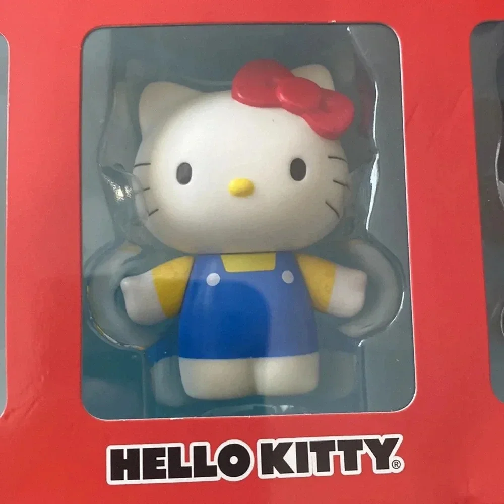Hello Kitty Sanrio 50th Anniversary Small Gift - Picture 6 of 8